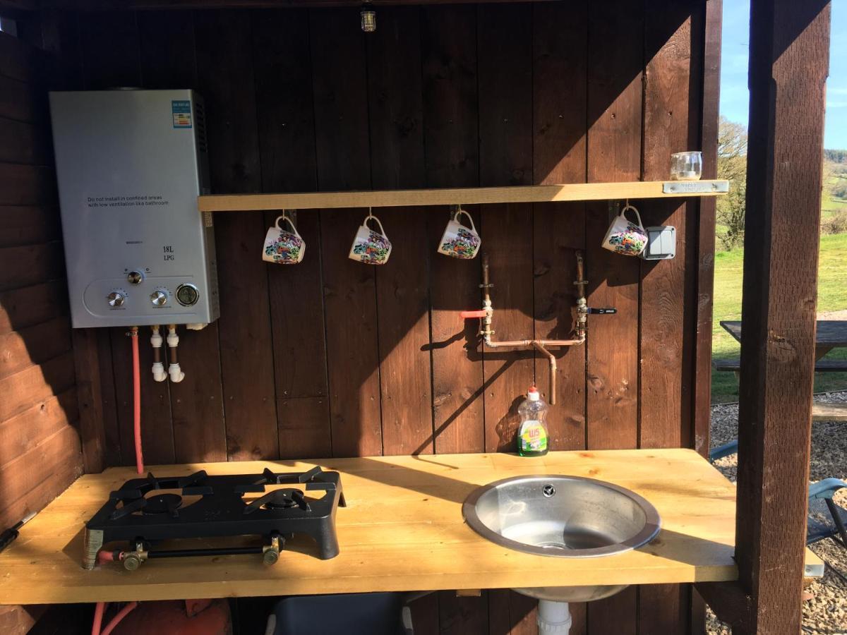The Shepherds Hut At The Shippen, Tiphayes 霍尼顿 外观 照片