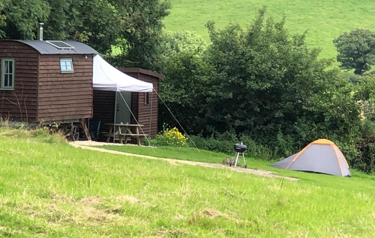 The Shepherds Hut At The Shippen, Tiphayes 霍尼顿 外观 照片